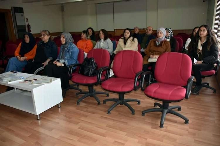 Aydın'da 'kuşkonmaz yetiştiriciliği' eğitimi verildi  haberinin görseli