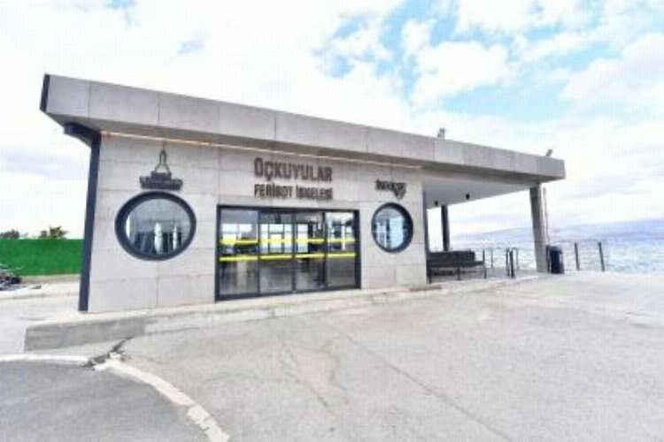 Üçkuyular ve Bostanlı feribot iskelelerinde yenileme dönemi haberinin görseli