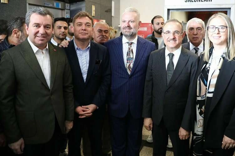 AK Partili Başkanlardan Saygılı'ya destek haberinin görseli