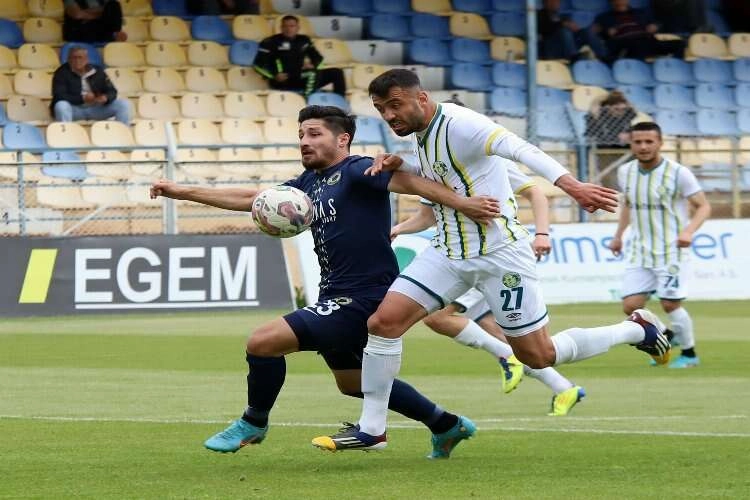 Menemen evinde Şanlıurfaspor'a kaybetti haberinin görseli