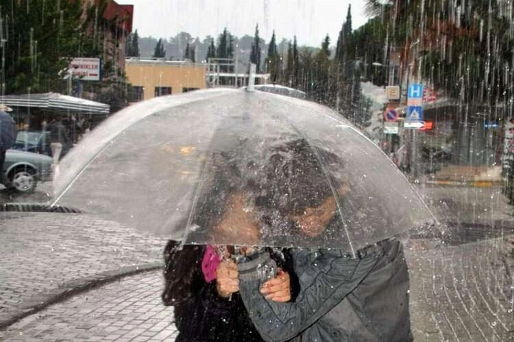 Meteoroloji uyardı: Aydın'da kuvvetli yağış haberinin görseli