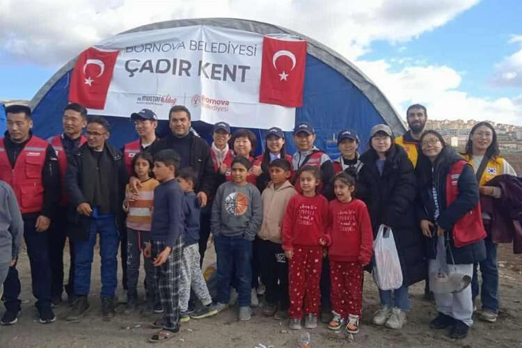 Bornova Belediyesi’nin kreşine Kore’den ve Türk askerinden destek haberinin görseli