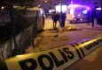 İzmir'de cinayet... Polis şüphelilerin peşinde