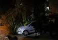 Vatandaşın dikkati otomobilleri kurtardı