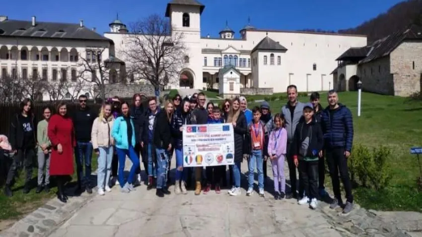 Kütahya’da ortaokul öğrencilerinden Roma hareketliliği haberinin görseli