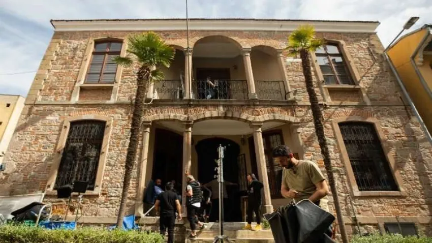 Başkan Koştu, belediyenin kapılarını sanata açtı