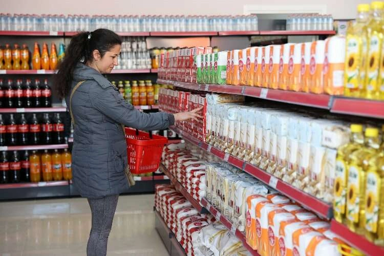 Buca Halk Market, Bucalılara can suyu oldu haberinin görseli
