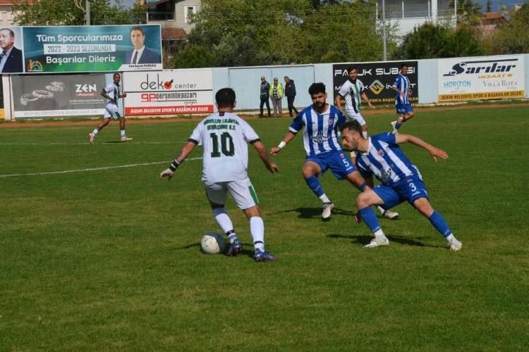 Didim Belediyespor evinde, Yeşil Çınarspor'u mağlup etti haberinin görseli