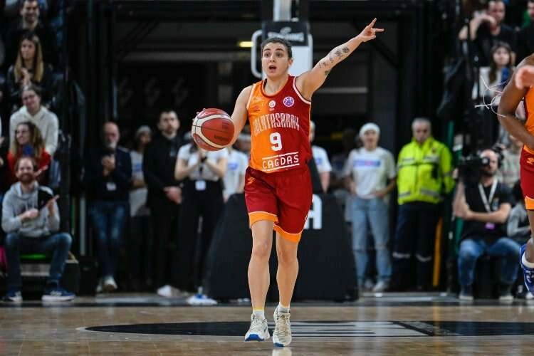 EuroCup şampiyonluğu için en az 40 fark haberinin görseli
