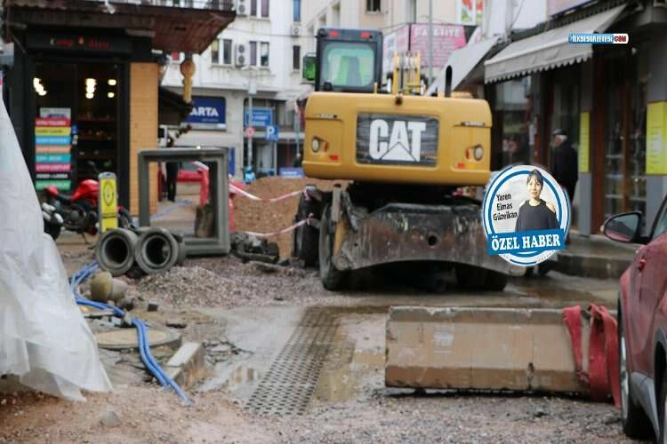 Kemeraltı’nın senelerdir bitmek bilmeyen çilesi haberinin görseli