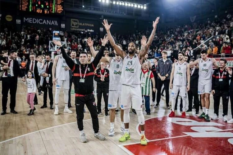 Pınar Karşıyaka-Anadolu Efes maç biletleri ne zaman satışa çıkıyor?  haberinin görseli