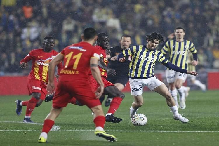 Fenerbahçe Ziraat Türkiye Kupası'nda yarı finalde  haberinin görseli