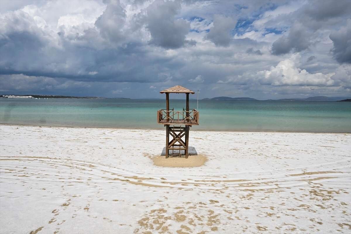 Çeşme beyaza büründü görenler şok oldu