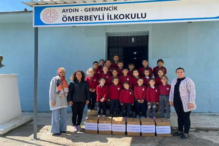 Öğrenciler Ramazan'da depremzedeleri unutmadı haberinin görseli