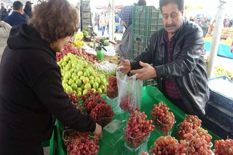 Muğla'nın pazarına yaz erken geldi! haberinin görseli