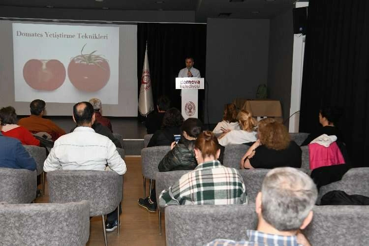 Bornova Belediyesi’nden tarıma destek haberinin görseli