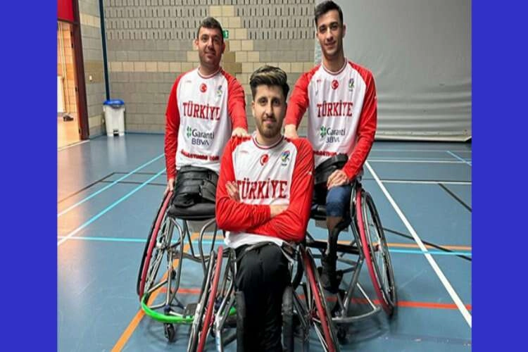 İzmir Büyükşehir Belediyesi'nden üç sporcu milli takımda  haberinin görseli