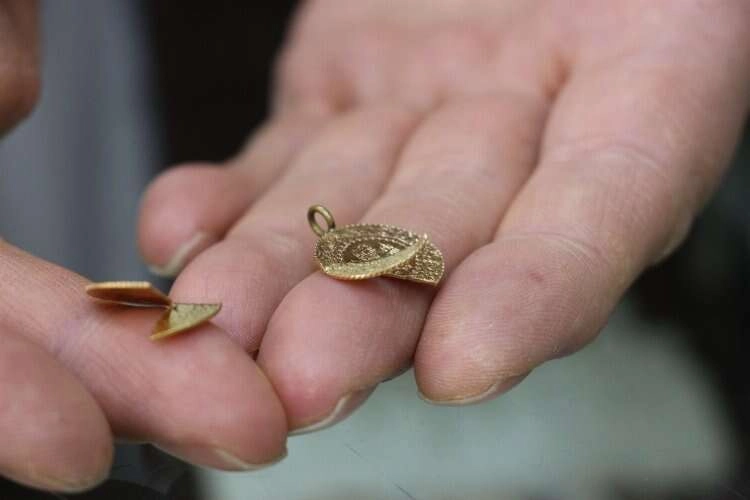 Kuyumcuyu dolandıran şüpheliler polisten kaçamadı haberinin görseli