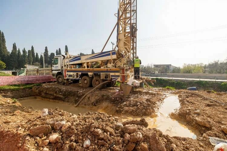 İZSU'dan 3 ilçenin su sıkıntısına çözüm  haberinin görseli