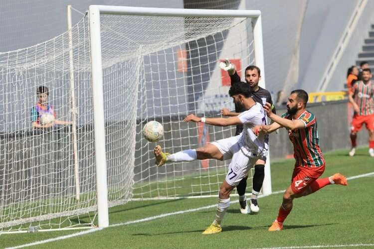 TFF 3. Lig: Karşıyaka: 0 - Yomraspor: 0 haberinin görseli