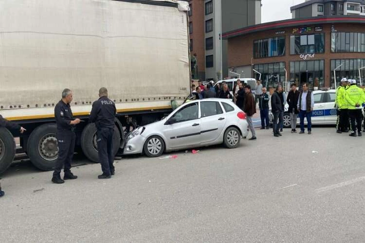 Konya’da feci kaza: 1 ölü 3 yaralı haberinin görseli