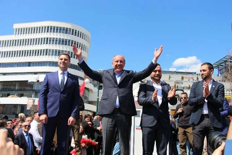 Muharrem İnce, CHP'nin listesini bu sözlerle eleştirdi haberinin görseli