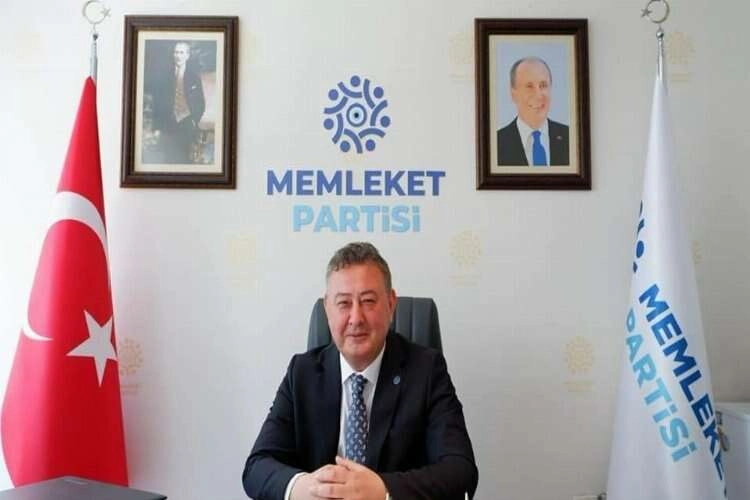 İzmir'de Yüksel Taşkın tepkisi haberinin görseli
