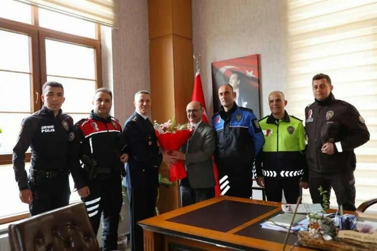 Türk Polis Teşkilatı'nın yıl dönümü Kütahya’da kutlandı   haberinin görseli