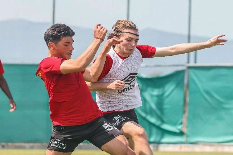 Göztepe, Eyüpspor maçı için gün sayıyor haberinin görseli