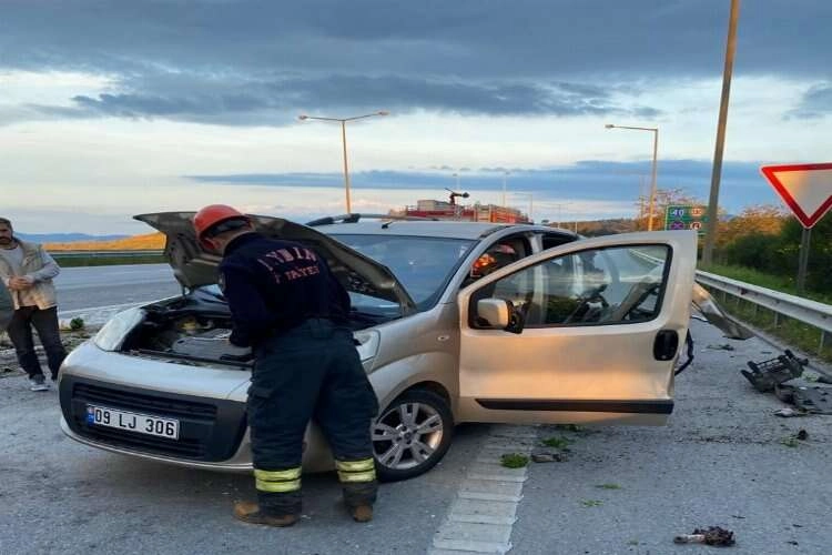 Aydın-İzmir otobanında kaza! haberinin görseli