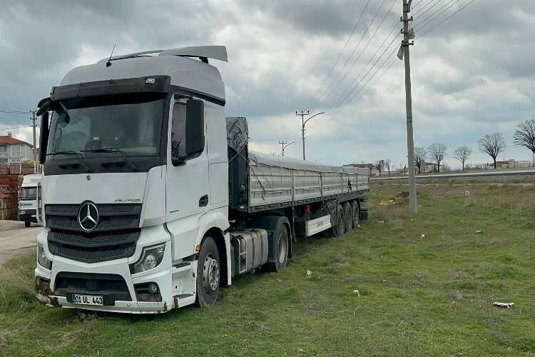 Son anda yaptığı manevra hayatını kurtardı haberinin görseli