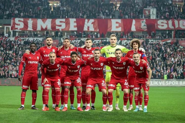 Samsunspor, 11 yıl aradan sonra Süper Lig'de haberinin görseli