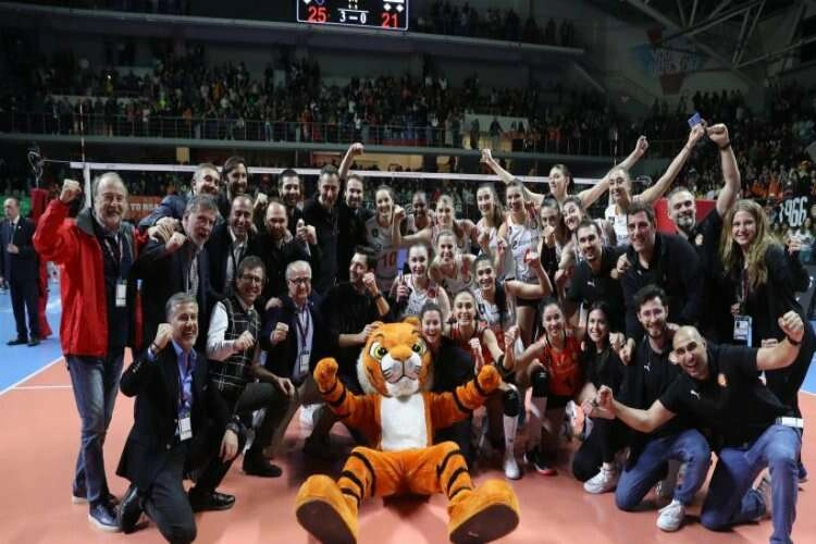 Eczacıbaşı, Şampiyonlar Ligi'nde finalde haberinin görseli