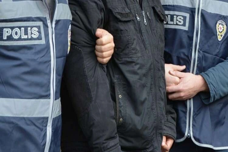 Uyuşturucu operasyonunda şüpheliler yakalandı haberinin görseli