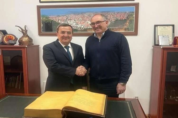 Başkan Batur: ''Kardeşilk bağlarımız daha da güçlenecek'' haberinin görseli