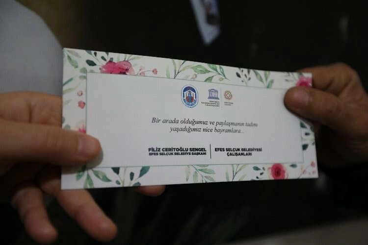 Efes'te Ramazan dayanışması büyüyor haberinin görseli