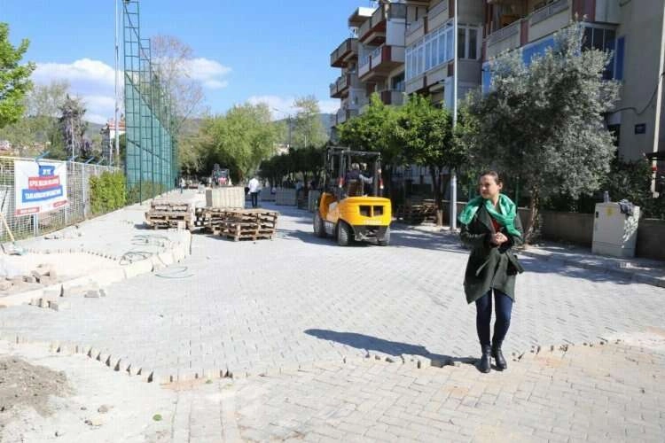 Selçuk’ta yollar çalışmaları devam ediyor haberinin görseli