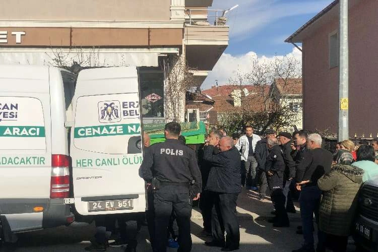 Kadın öğretmen evde iple asılmış halde bulundu haberinin görseli