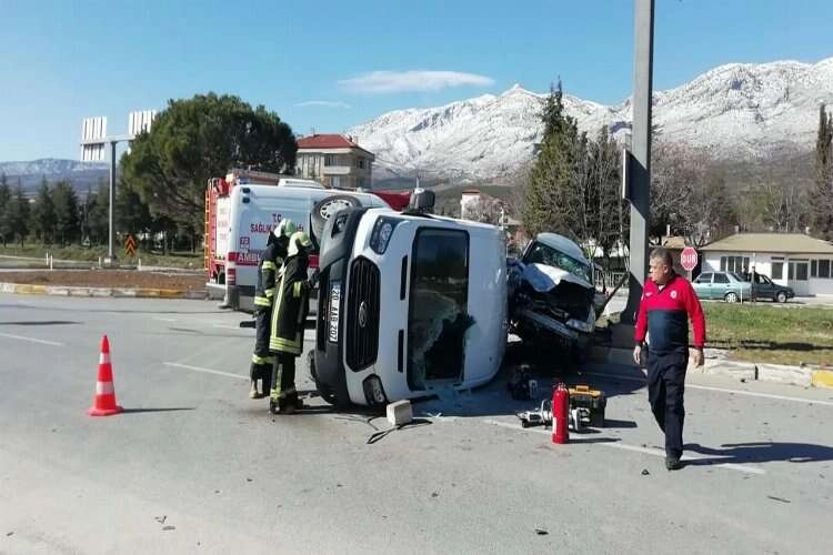 Denizli'de 1 haftada 139 trafik kazası meydana geldi haberinin görseli