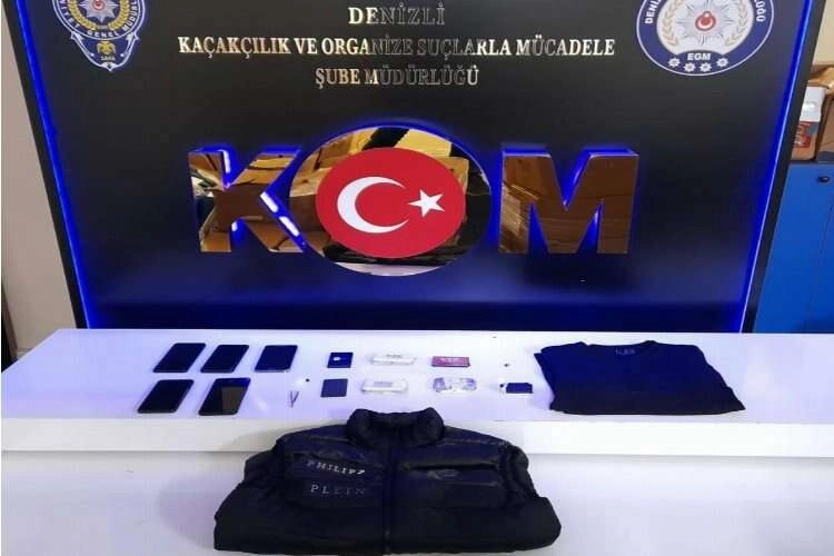 Ehliyet sınavında kopya düzeneği haberinin görseli