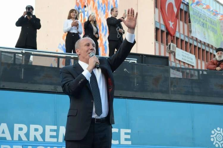 İnce’den İzmirlilere ‘CHP’ sorusu: Hadlerini bildirmeyecek misiniz? haberinin görseli