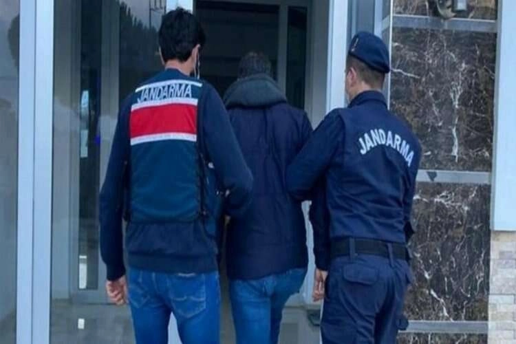 İzmir'de terör operasyonu düzenlendi haberinin görseli