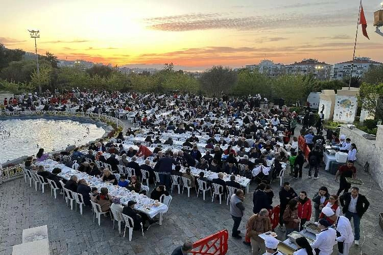 Balçova’da Ramazan dayanışma ile geçti haberinin görseli