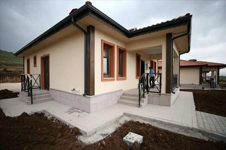 Köy tipi afet evlerinde sona gelindi haberinin görseli