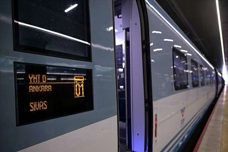 Ankara-Sivas Hızlı Tren Hattı için geri sayım başladı haberinin görseli