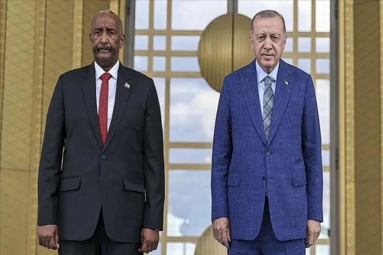 Cumhurbaşkanı Erdoğan, Sudan Egemenlik Konseyi yetkilileriyle görüştü haberinin görseli