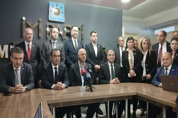 İYİ Parti’de ‘Çıray’sız bayramlaşma: Bizden gönül bağıyla kopmuşsa… haberinin görseli