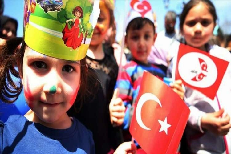 Dünyada çocuklara özel tek bayram: 23 Nisan haberinin görseli