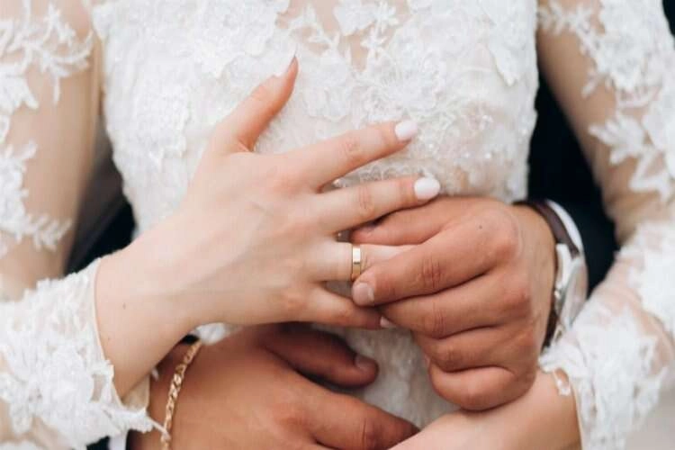 Avrupa’da evlilik tango, Türkiye’de ise halay gibi haberinin görseli