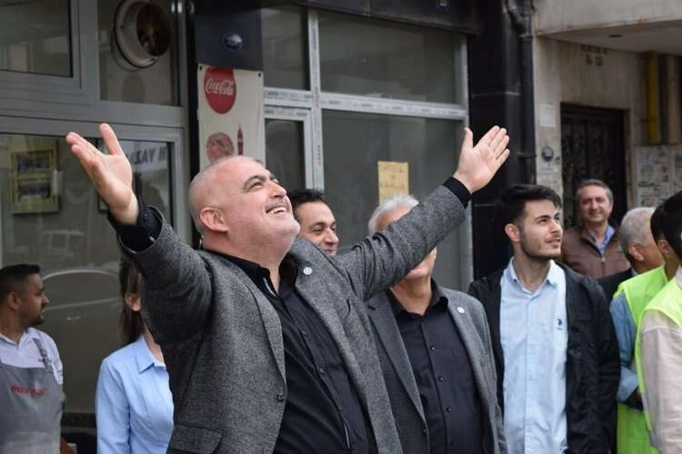 Konak ve Buca’ya ‘Keskin’ çıkarma! haberinin görseli